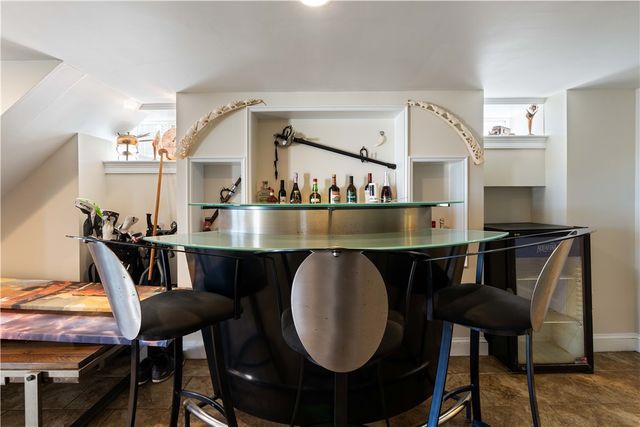 177 Seaconnet Boulevard, Portsmouth, RI 02871