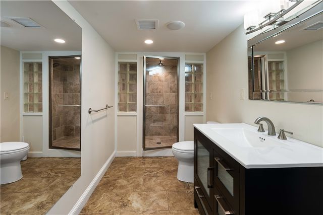 177 Seaconnet Boulevard, Portsmouth, RI 02871