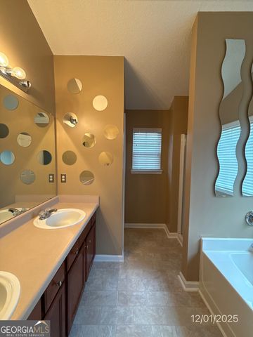 460 Camella Circle, Mcdonough, GA 30252