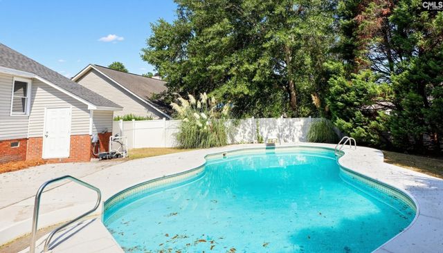 112 Chickadee Court, West Columbia, SC 29170