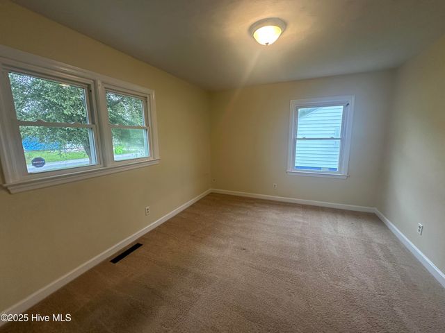 233 Kenneth Boulevard, Havelock, NC 28532