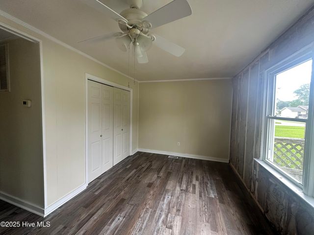 233 Kenneth Boulevard, Havelock, NC 28532