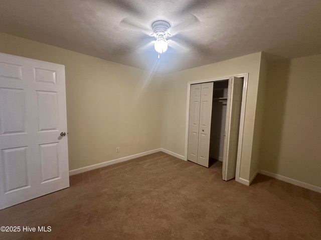 233 Kenneth Boulevard, Havelock, NC 28532