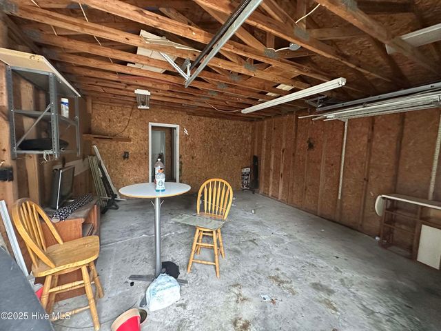 233 Kenneth Boulevard, Havelock, NC 28532