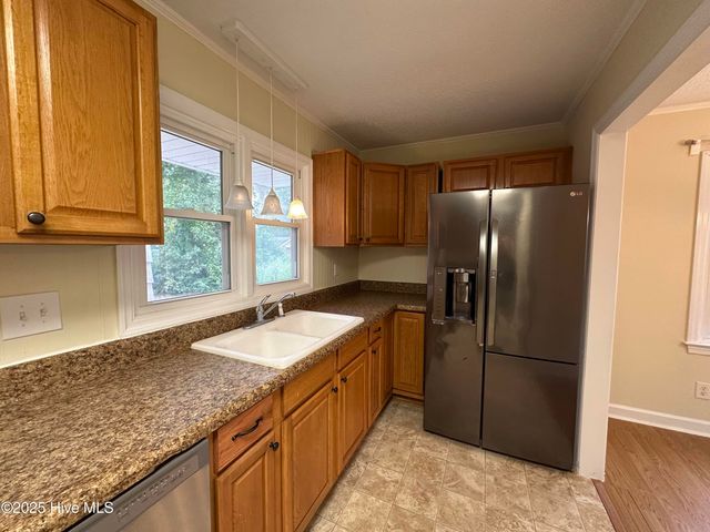 233 Kenneth Boulevard, Havelock, NC 28532