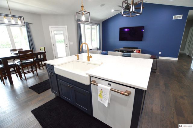 1208 Olivia Drive, Eagle, NE 68347