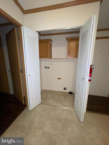 116 SENECA AVE, Dover, PA 17315