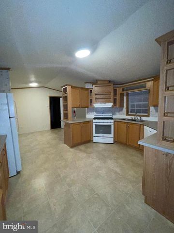 116 SENECA AVE, Dover, PA 17315