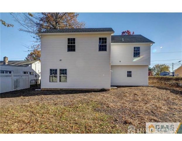 47 Glenville Road, Edison, NJ 08817
