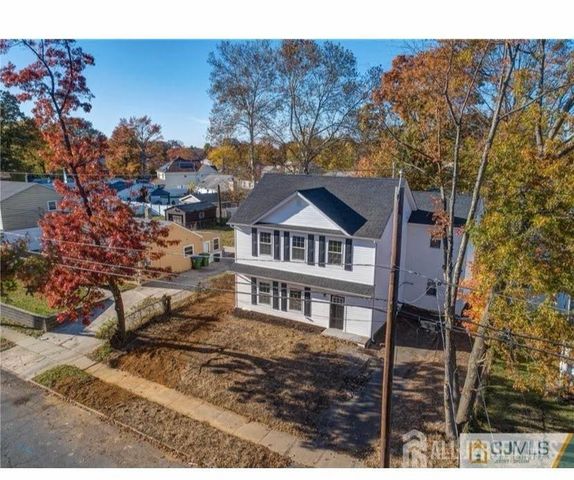 47 Glenville Road, Edison, NJ 08817