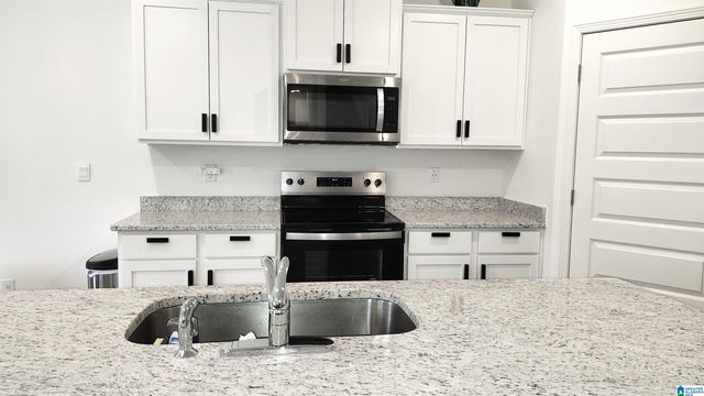 5155 MEADOW RIDGE TRAIL, Bessemer, AL 35022