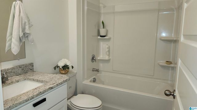 5155 MEADOW RIDGE TRAIL, Bessemer, AL 35022