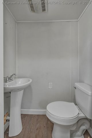 1365 E Pea Ridge Road, Huntington, WV 25705
