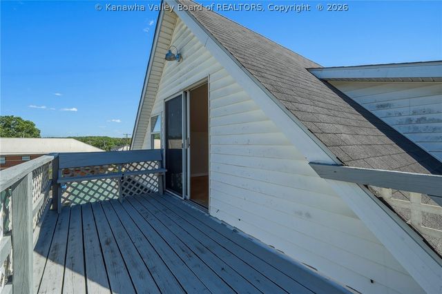1365 E Pea Ridge Road, Huntington, WV 25705
