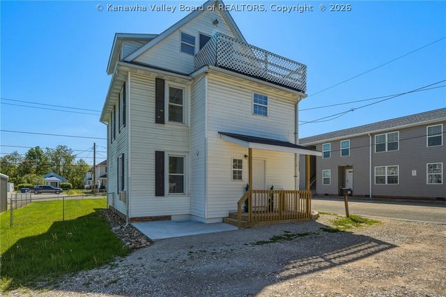 1365 E Pea Ridge Road, Huntington, WV 25705