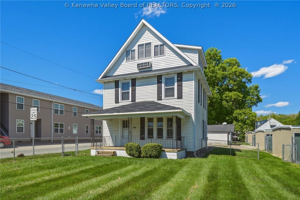 1365 E Pea Ridge Road, Huntington, WV 25705