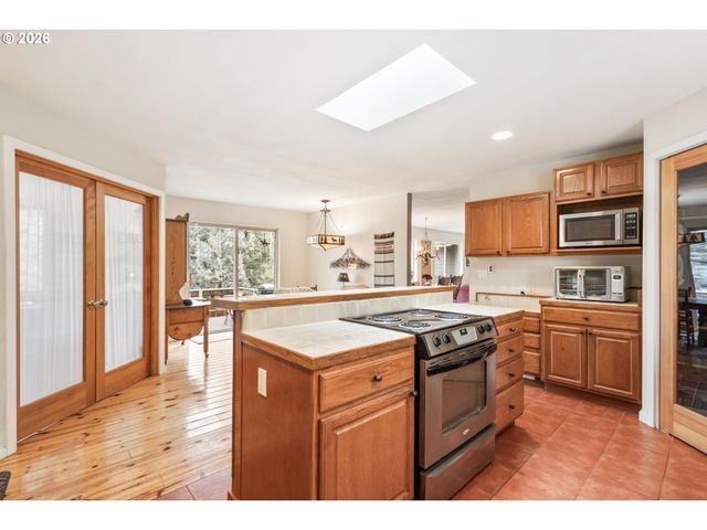 61082 FERGUSON Ct, Bend, OR 97702