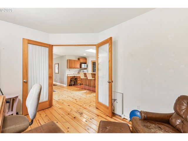 61082 FERGUSON Ct, Bend, OR 97702