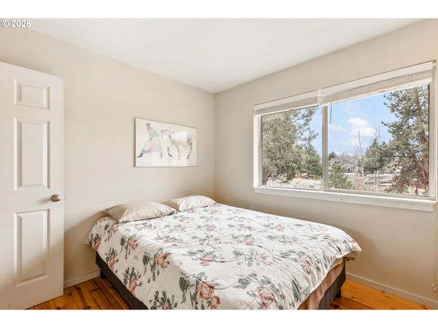 61082 FERGUSON Ct, Bend, OR 97702