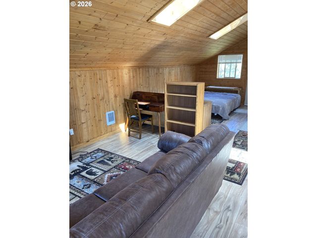 61082 FERGUSON Ct, Bend, OR 97702