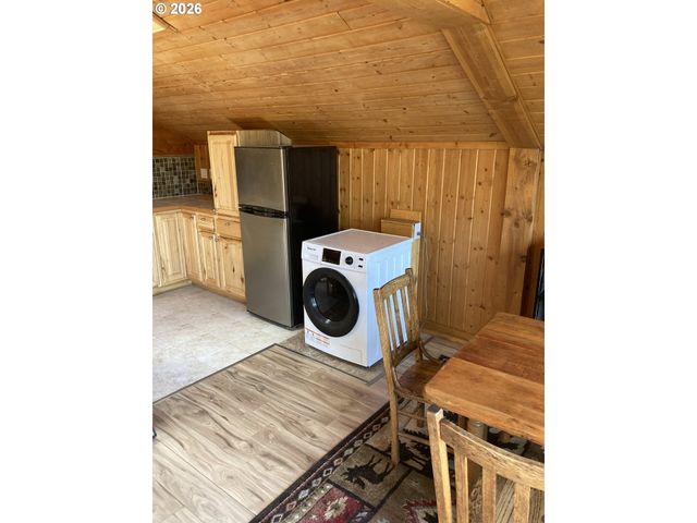 61082 FERGUSON Ct, Bend, OR 97702