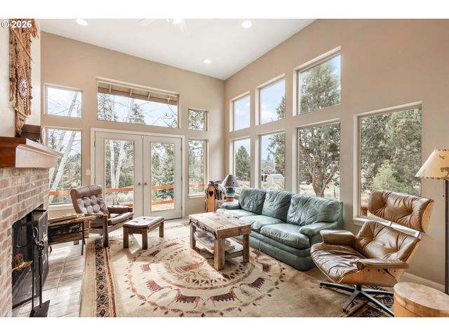 61082 FERGUSON Ct, Bend, OR 97702