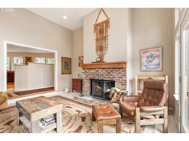 61082 FERGUSON Ct, Bend, OR 97702