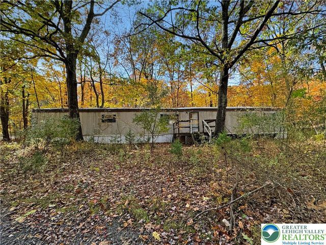 228 Victory Lane, Jackson Twp, PA 18360
