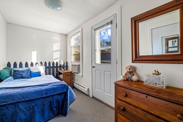 29 Oswegatchie Road, Waterford, CT 06385