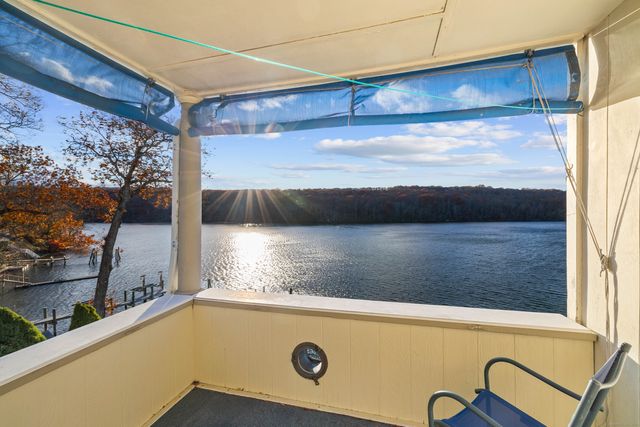 29 Oswegatchie Road, Waterford, CT 06385