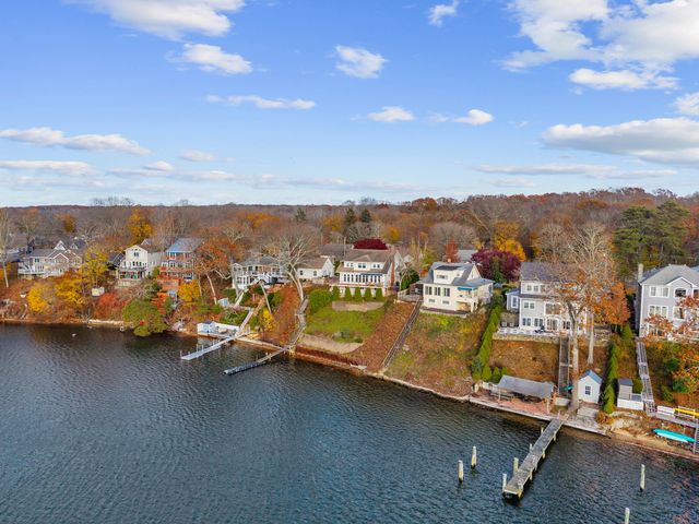 29 Oswegatchie Road, Waterford, CT 06385