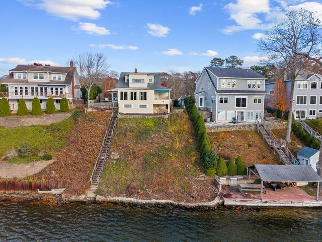 29 Oswegatchie Road, Waterford, CT 06385