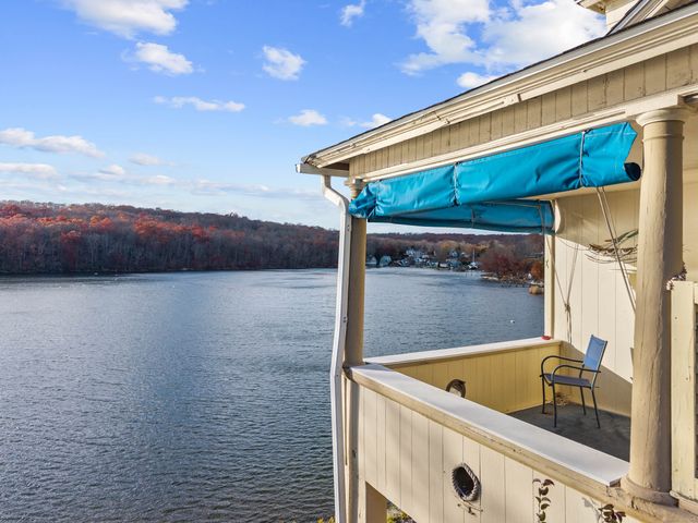 29 Oswegatchie Road, Waterford, CT 06385