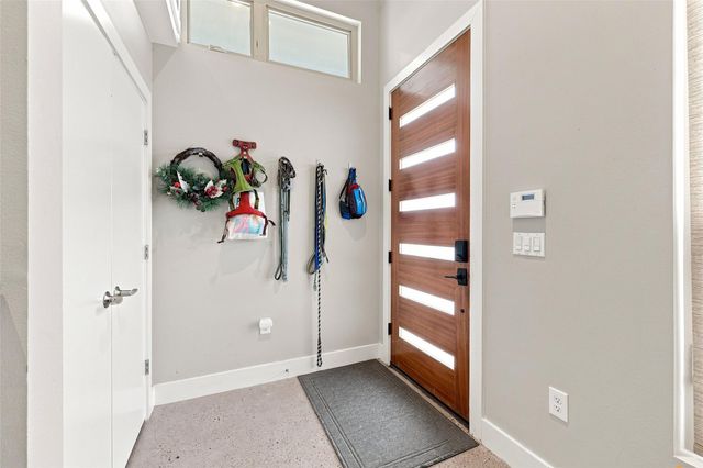 2800 Crest Ave B, Austin, TX 78702