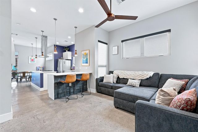 2800 Crest Ave B, Austin, TX 78702