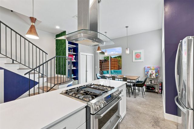 2800 Crest Ave B, Austin, TX 78702