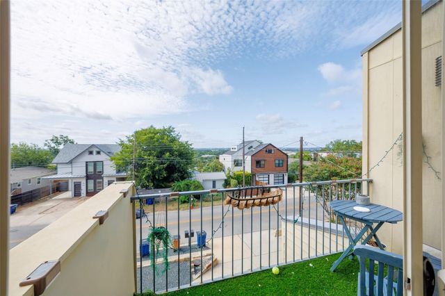 2800 Crest Ave B, Austin, TX 78702