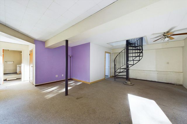 111 Beach Road, Shelter Cove, CA 95589