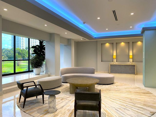 20335 W COUNTRY CLUB Drive 2408, Aventura, FL 33180