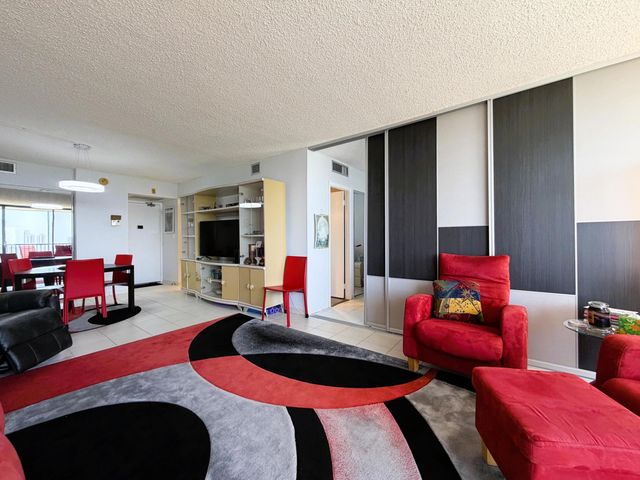 20335 W COUNTRY CLUB Drive 2408, Aventura, FL 33180