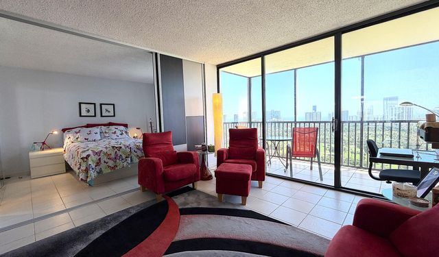 20335 W COUNTRY CLUB Drive 2408, Aventura, FL 33180