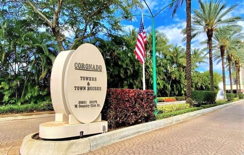 20335 W COUNTRY CLUB Drive 2408, Aventura, FL 33180