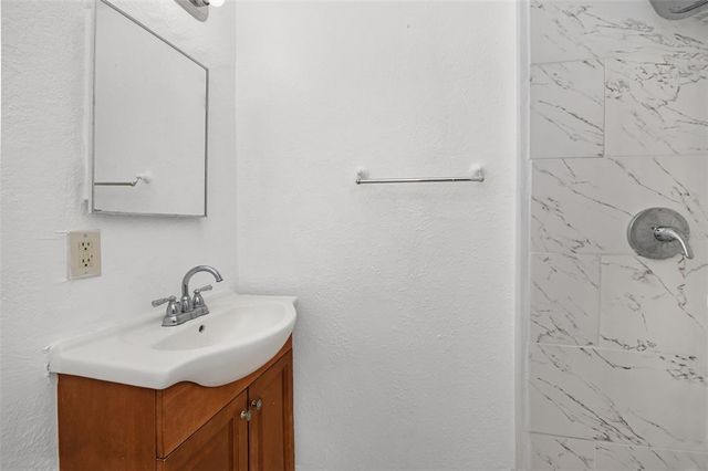 1201 W 11TH STREET, Sanford, FL 32771