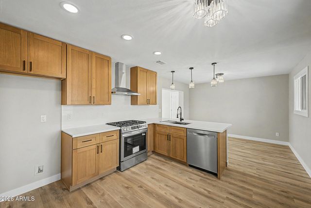 4923 W CYPRESS Street, Phoenix, AZ 85035