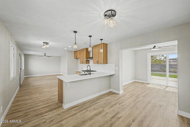 4923 W CYPRESS Street, Phoenix, AZ 85035