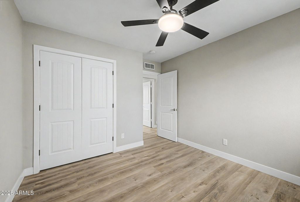 Image 19 of property listing at 4923 W CYPRESS Street, Phoenix, AZ 85035