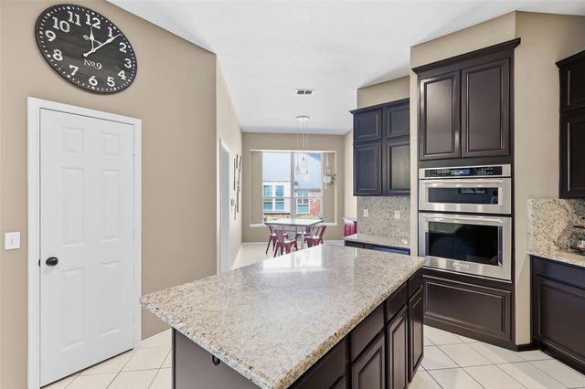 908 Chapel Drive, Denton, TX 76205
