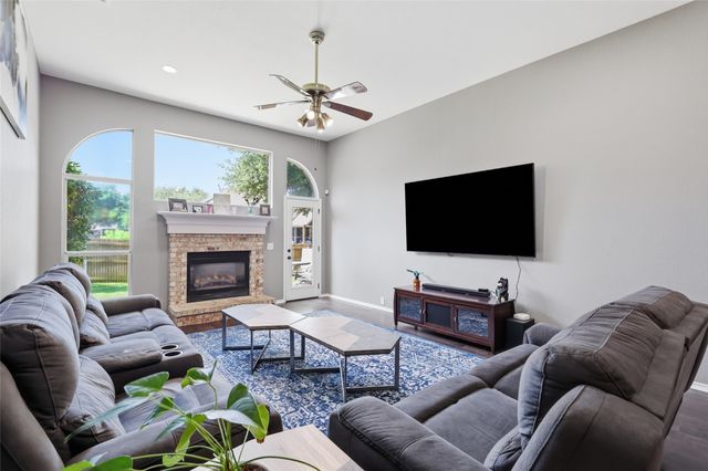 908 Chapel Drive, Denton, TX 76205