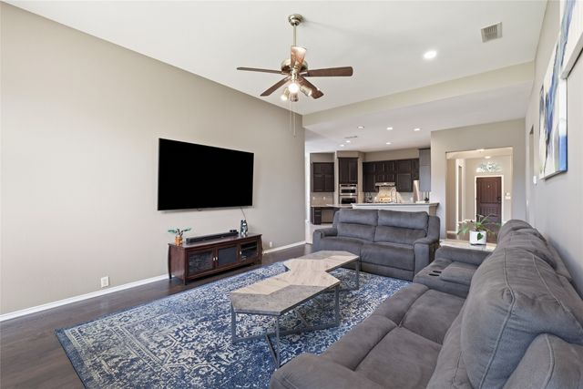 908 Chapel Drive, Denton, TX 76205