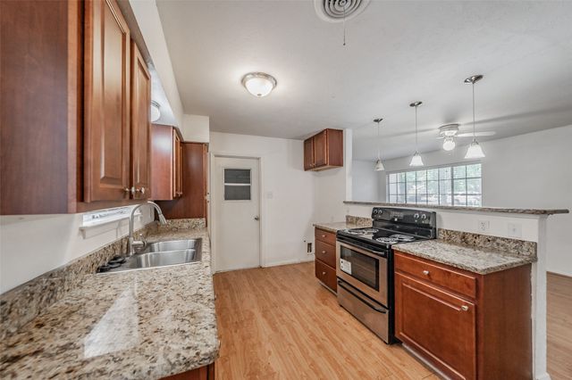 602 Buffalo Drive, Arlington, TX 76013